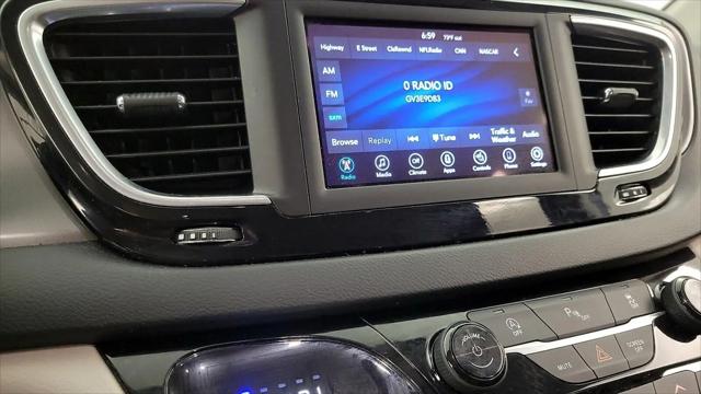 2020 Chrysler Pacifica Touring L