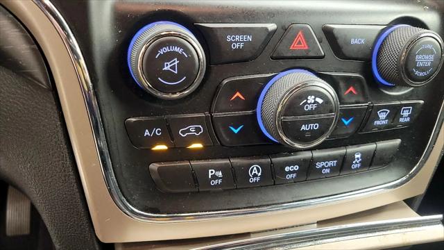 2017 Jeep Grand Cherokee Laredo 4x2