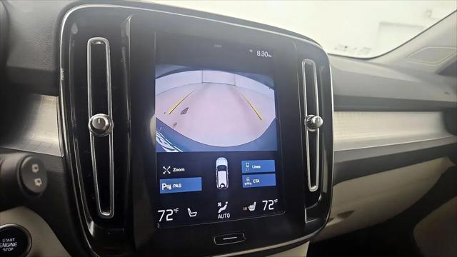 2021 Volvo XC40 T5 Momentum