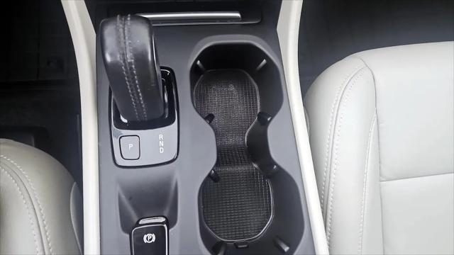 2021 Volvo XC40 T5 Momentum