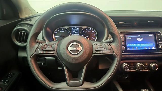 2024 Nissan Kicks S Xtronic CVT