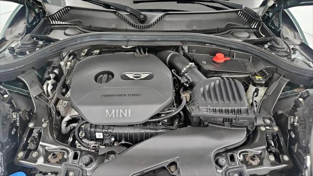 2016 MINI Cooper Clubman Cooper