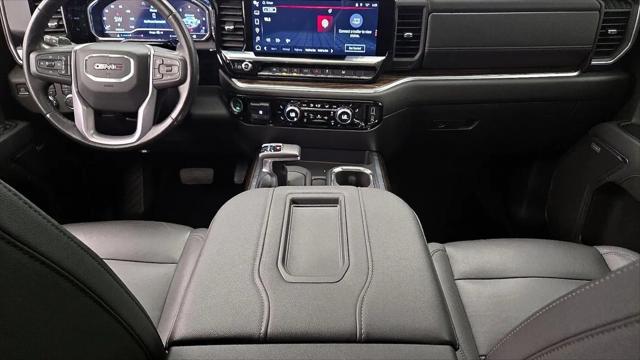 2022 GMC Sierra 1500 4WD Crew Cab Standard Box Elevation