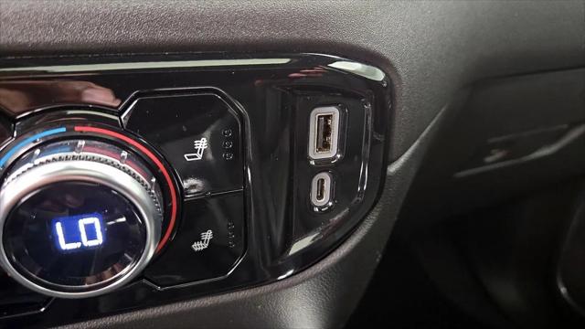 2022 GMC Sierra 1500 4WD Crew Cab Standard Box Elevation