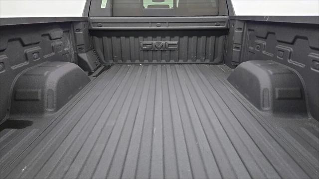 2022 GMC Sierra 1500 4WD Crew Cab Standard Box Elevation