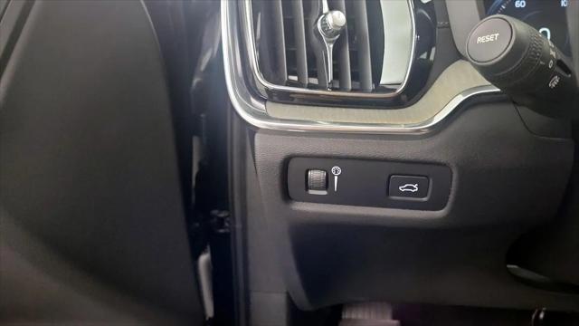 2022 Volvo S60 B5 Inscription