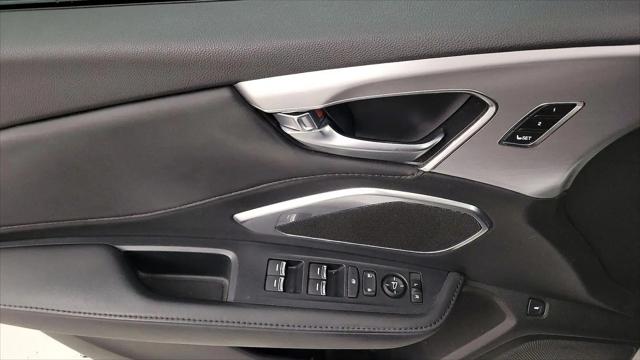 2023 Acura RDX Standard