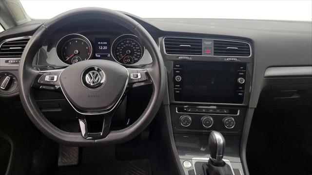 2018 Volkswagen Golf TSI SE