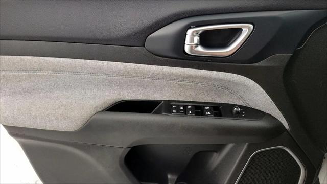 2022 Jeep Compass Latitude FWD