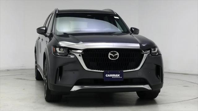 2024 Mazda X-90 Premium Plus