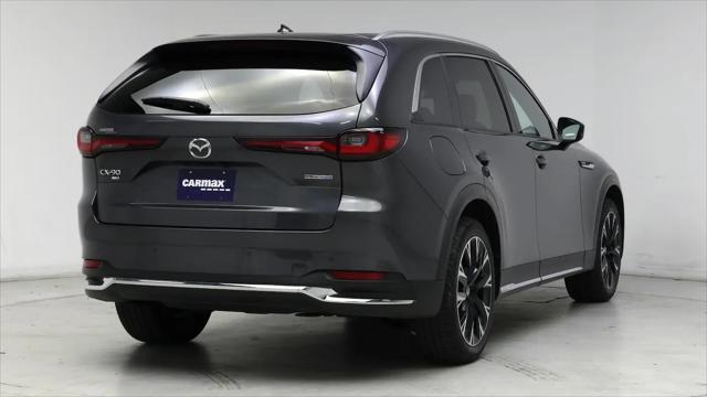 2024 Mazda X-90 Premium Plus