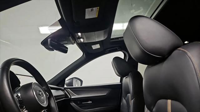 2024 Mazda X-90 Premium Plus
