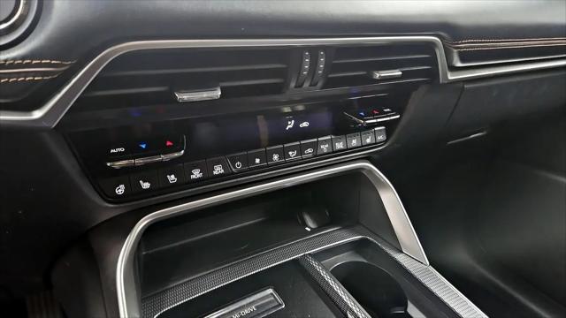 2024 Mazda X-90 Premium Plus