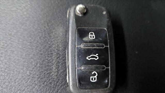 2015 Volkswagen Passat 1.8T SE