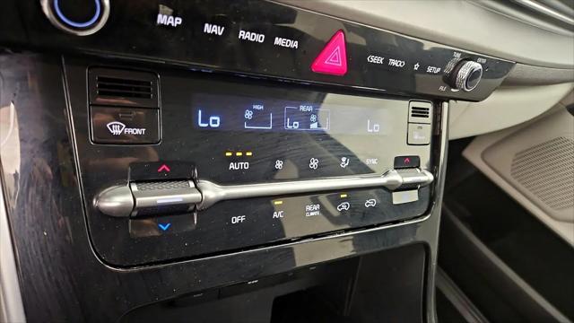 2024 Kia Carnival MPV EX