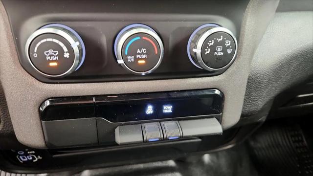 2022 Ram 2500 Tradesman Crew Cab 4x4 6'4" Box