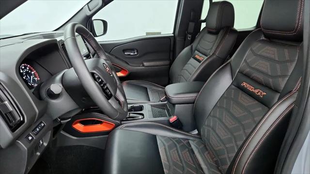 2025 Nissan Frontier Crew Cab PRO-4X 4x4