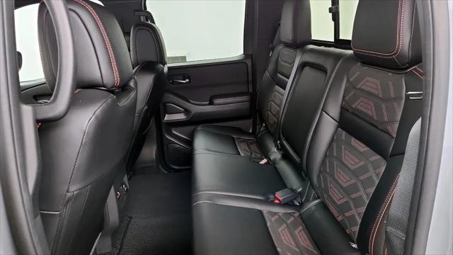 2025 Nissan Frontier Crew Cab PRO-4X 4x4