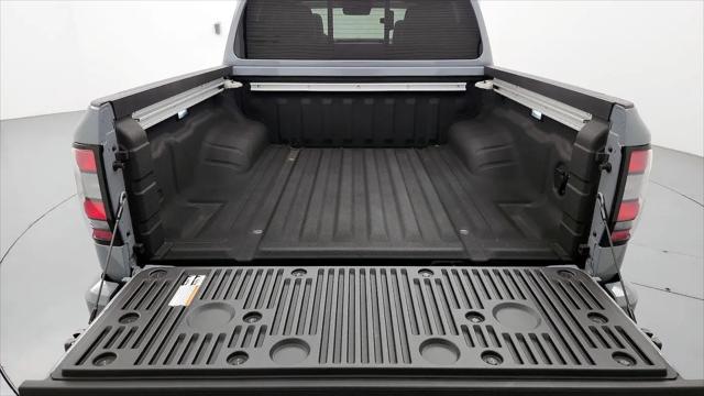 2025 Nissan Frontier Crew Cab PRO-4X 4x4