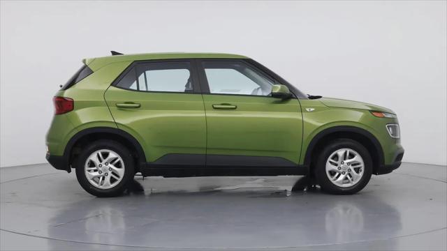 2022 Hyundai Venue SE