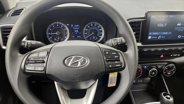 2022 Hyundai Venue SE