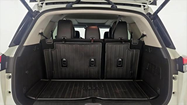 2024 Nissan Pathfinder SL 4WD