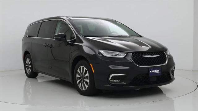 2023 Chrysler Pacifica Hybrid Touring L for sale in Charlottesville, VA