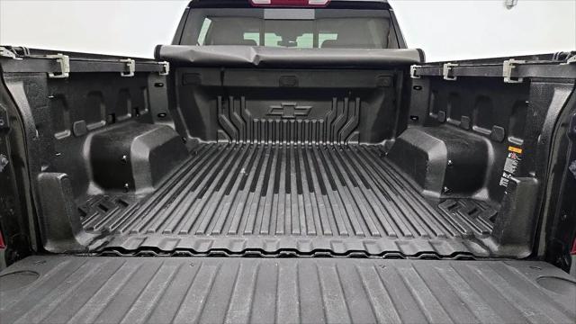 2023 Chevrolet Silverado 1500 4WD Crew Cab Standard Bed LT