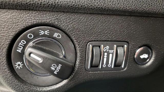 2022 Chrysler 300 S