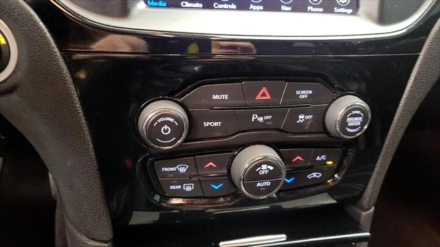 2022 Chrysler 300 S