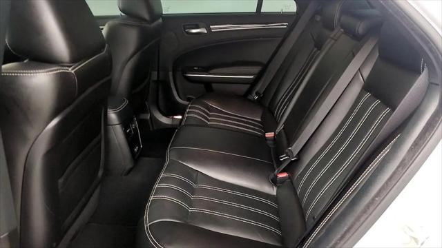 2022 Chrysler 300 S