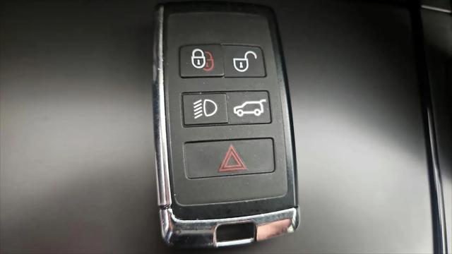 2024 Land Rover Discovery Sport Core S