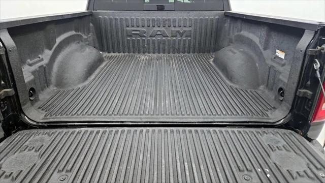 2020 Ram 1500 Big Horn Crew Cab 4x4 5'7" Box