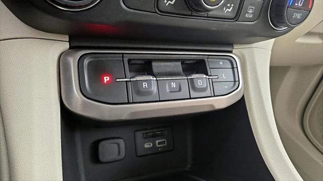 2023 GMC Acadia AWD Denali