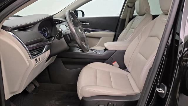 2023 Cadillac XT4 AWD Luxury