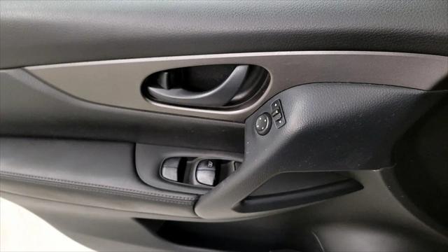 2020 Nissan Rogue Sport S FWD Xtronic CVT