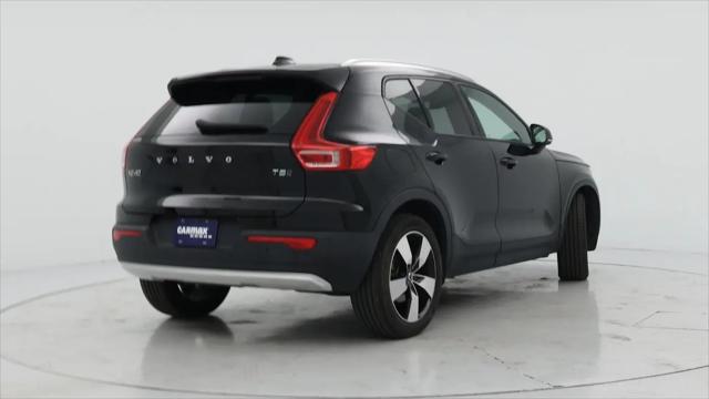 2021 Volvo XC40 T5 Momentum