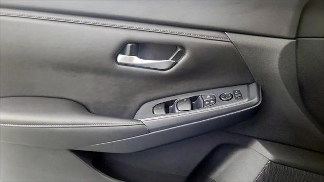 2023 Nissan Sentra SV Xtronic CVT