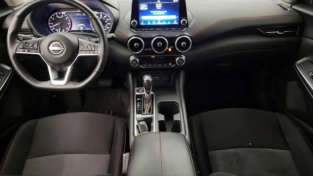 2024 Nissan Sentra SR Xtronic CVT