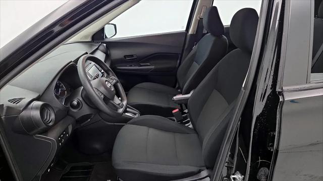 2024 Nissan Kicks S Xtronic CVT