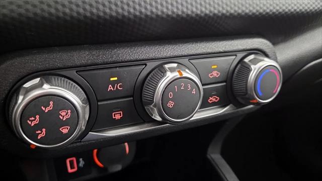 2024 Nissan Kicks S Xtronic CVT