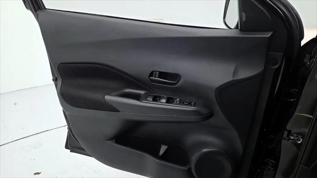 2024 Nissan Kicks S Xtronic CVT