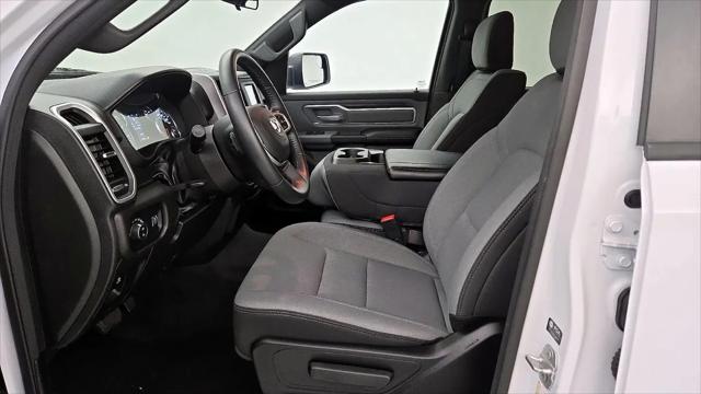2022 Ram 1500 Big Horn Crew Cab 4x4 5'7" Box