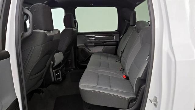 2022 Ram 1500 Big Horn Crew Cab 4x4 5'7" Box