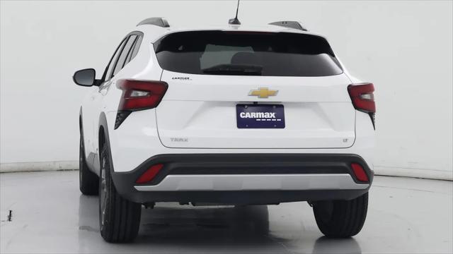 2025 Chevrolet Trax FWD LT