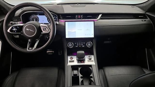 2023 Jaguar F-PACE SVR P550 AWD Automatic