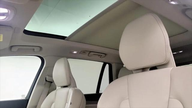 2024 Volvo XC90 B6 Plus Bright Theme 7-Seater