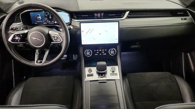 2023 Jaguar F-PACE SVR P550 AWD Automatic