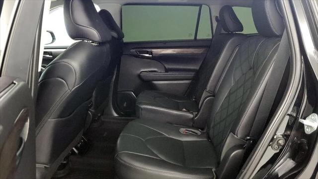2020 Toyota Highlander Platinum