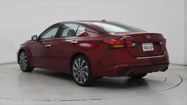 2023 Nissan Altima SL FWD